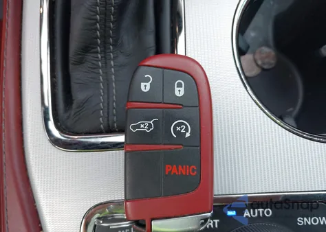 2018 Jeep Grand Cherokee Trackhawk 4X4 from USA, damaged, VIN 1C4RJFN95JC314287